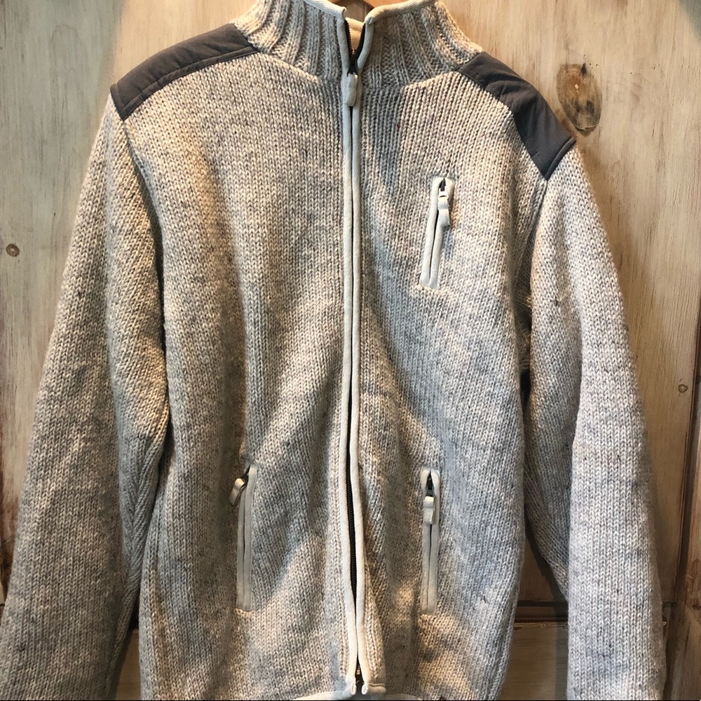 Original Laundromat L. sweater.